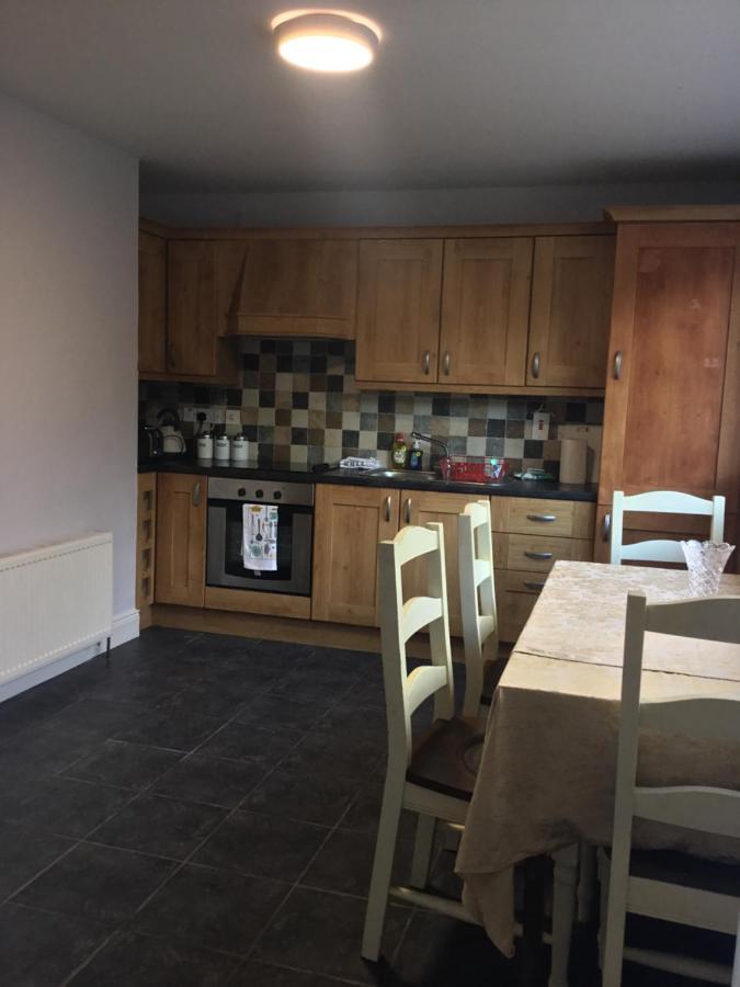 Entire 3 Bedroom House Ballyshannon Town Centre Exterior foto